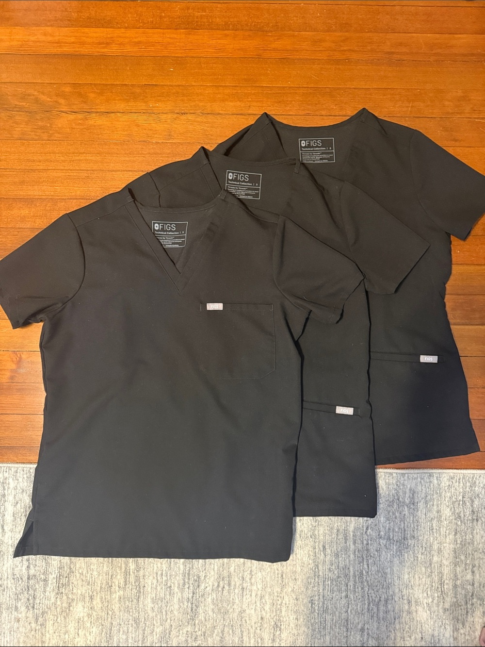 FIGS Women’s Black Short-Sleeve Scrub Tops - Set of 3